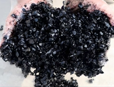 察哈尔右翼中沥青冷补料（沥青砂）的优势特点与施工流程解析